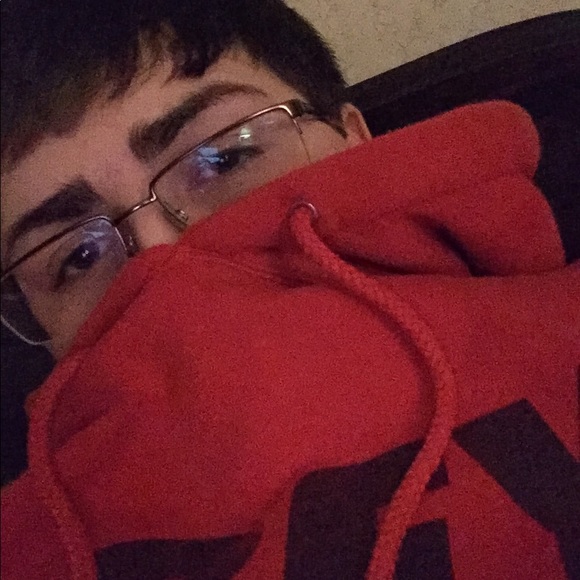 Meet your Posher, Tyler - Picture 1 of 1